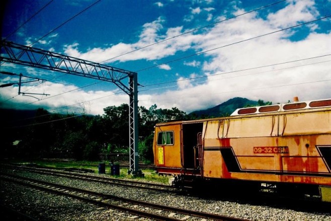 F1010034