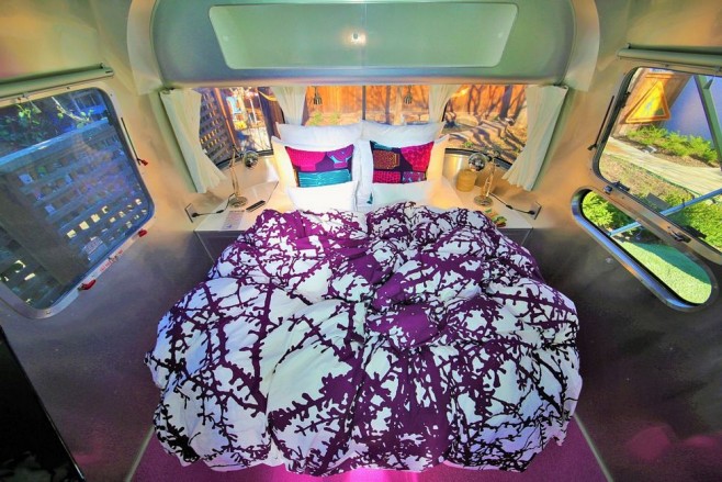 HONEYMOON-BED-650h
