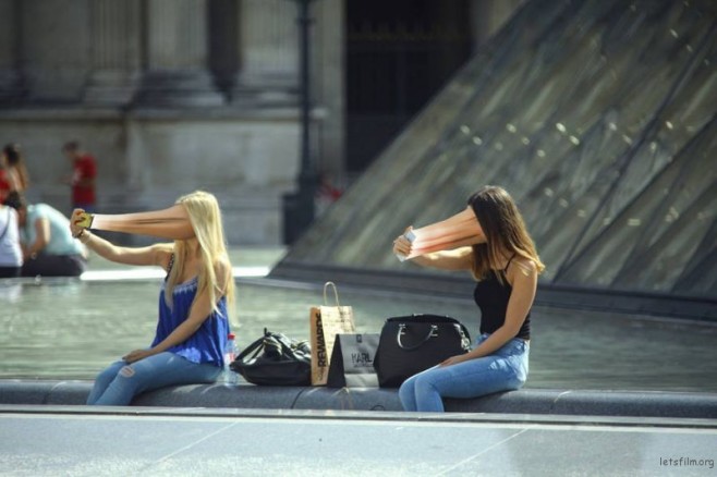 surfake0-900x600