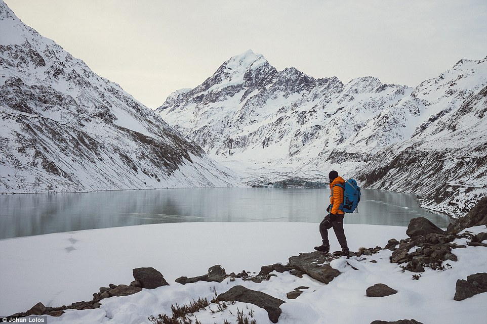 Hooker Lake & Mt Cook, Aoraki/Mt Cook National Park