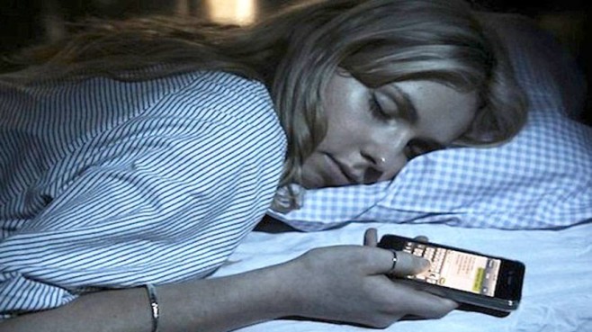 sleep-texting1