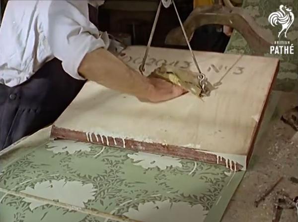 1960s_wallpaper_manufacturing_1