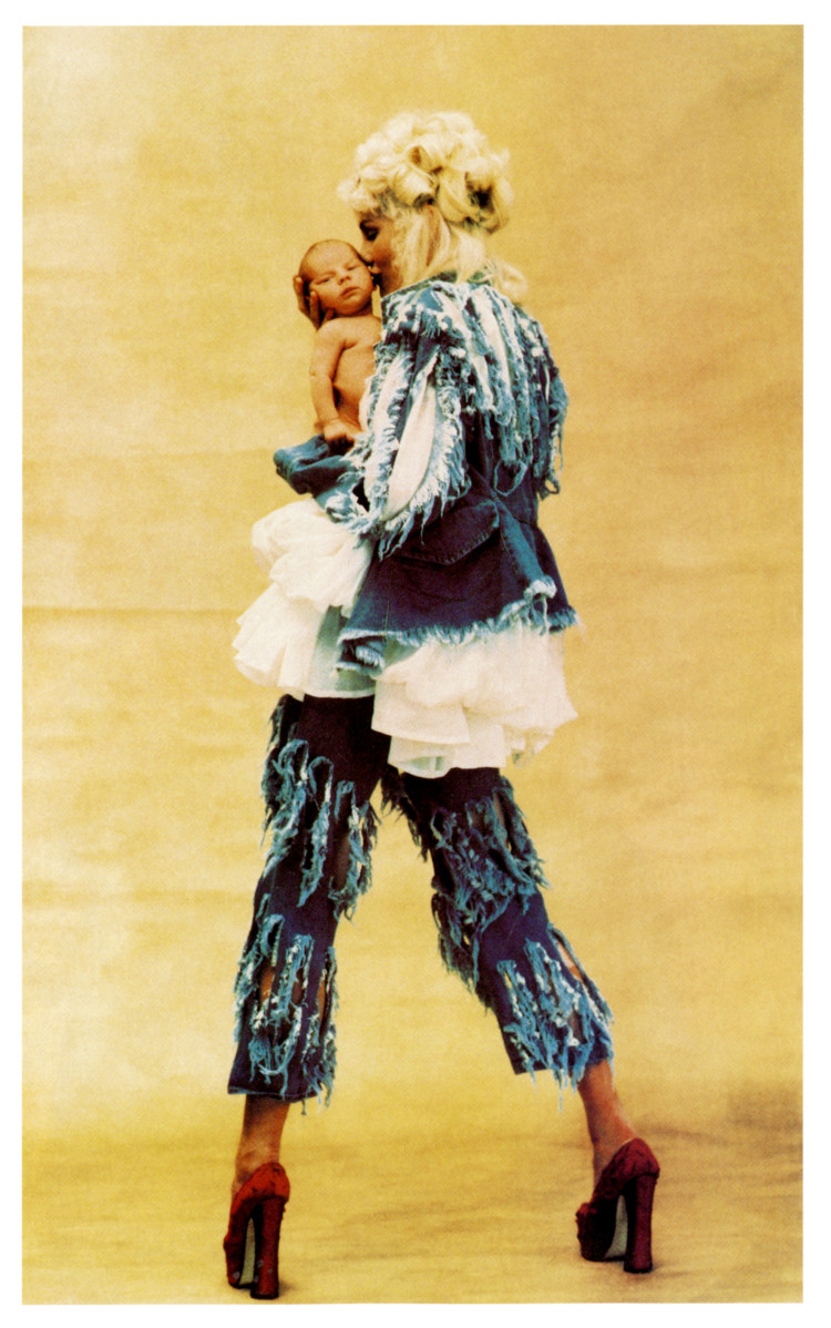 Vivienne-Westwood-exhibition-Ulla-Nyeman