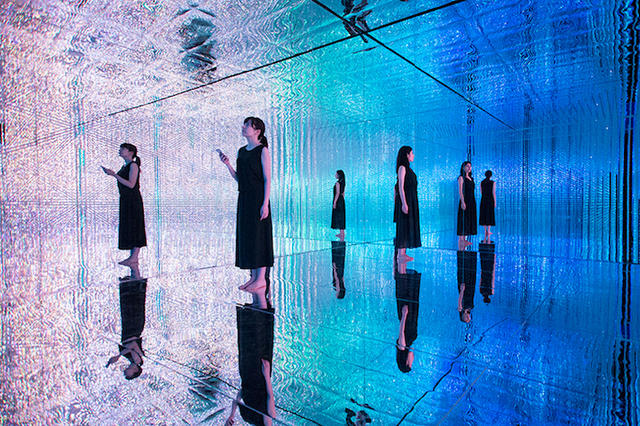 dmm_planets_art_by_teamlab_2