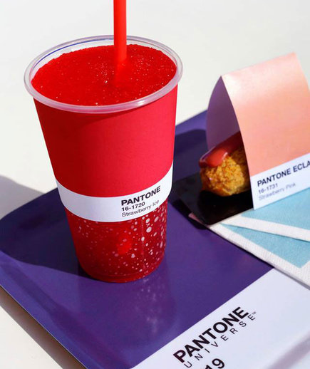 pantone-cafe-snacks