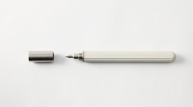 rollerball-white