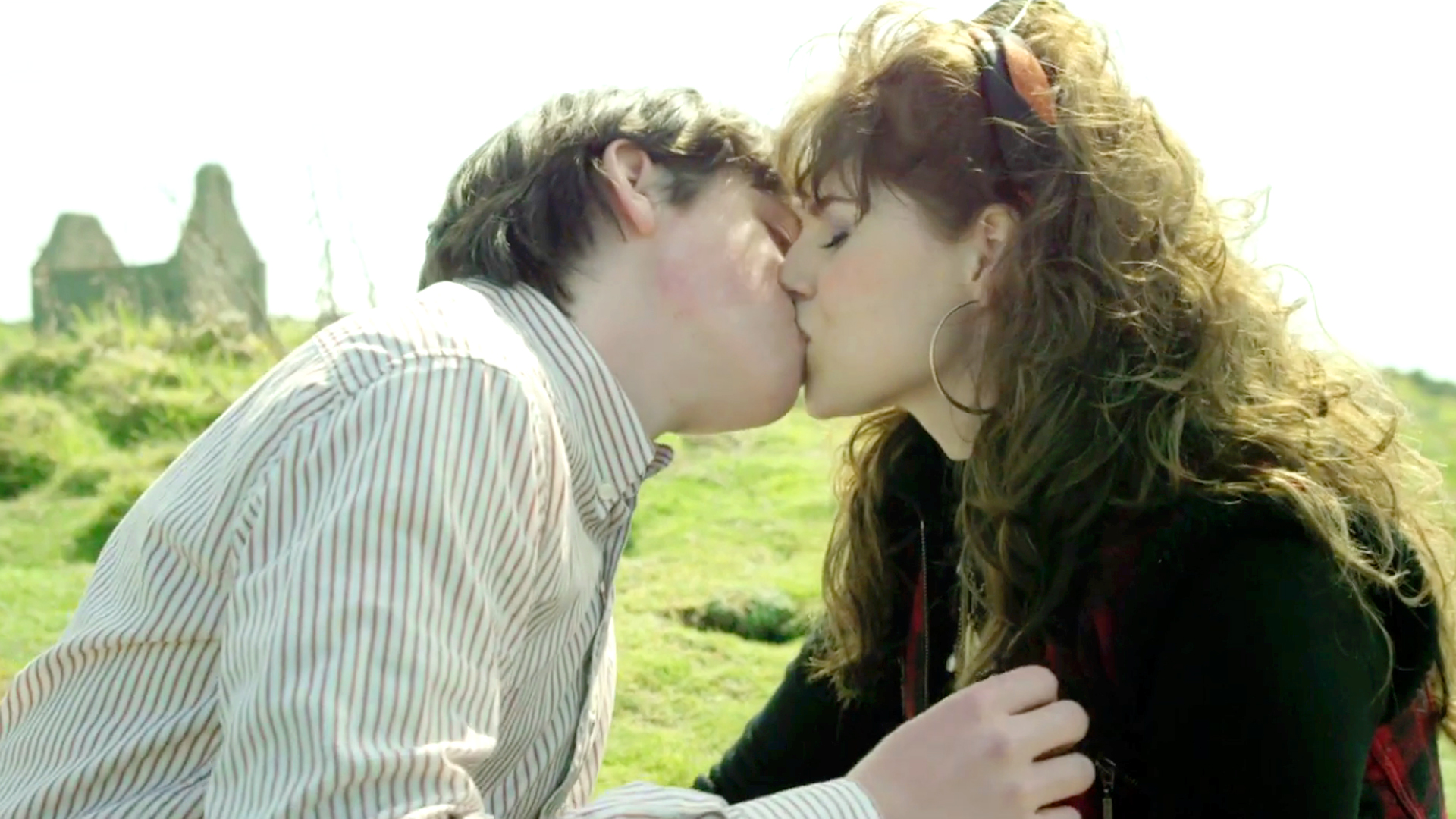 singstreet_trailer2cs