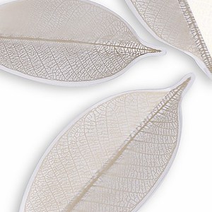 umbra-leaf-mural