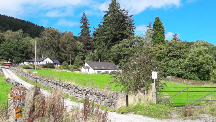 Abferefeldy cottage