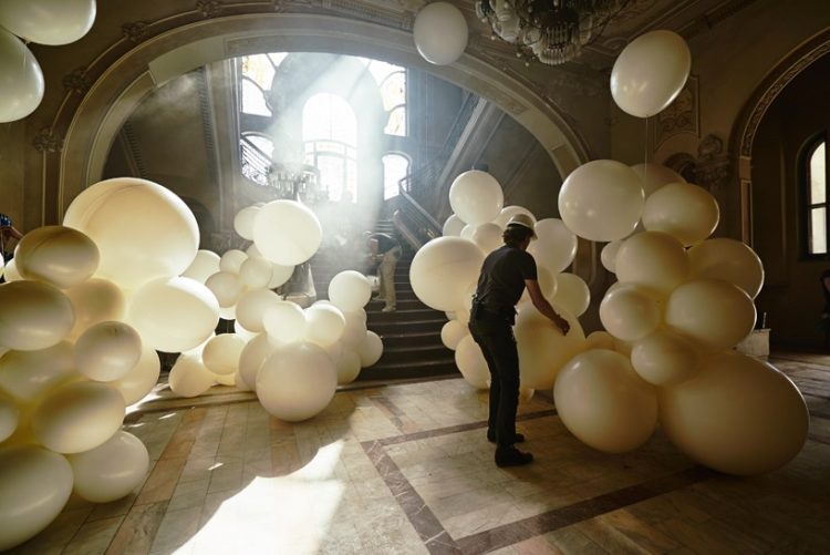 a_derelict_casino_with_4000_glitter_balloons_5