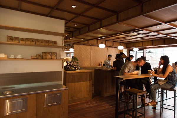 舒 適 的 用 餐 空 間。