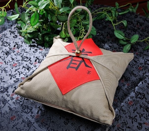 spring-tea-pillow