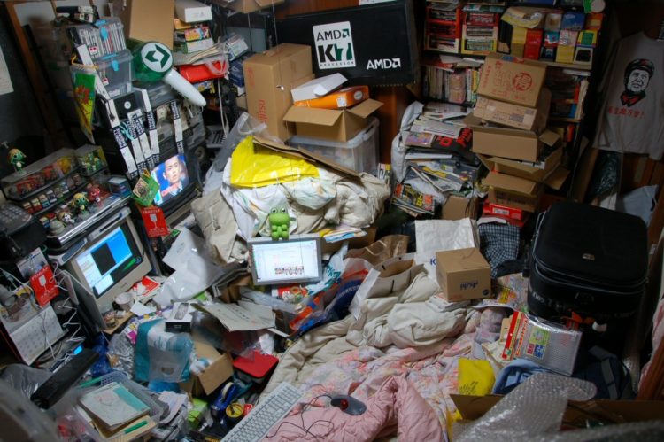 trash room_hikikomori-sociart-network1