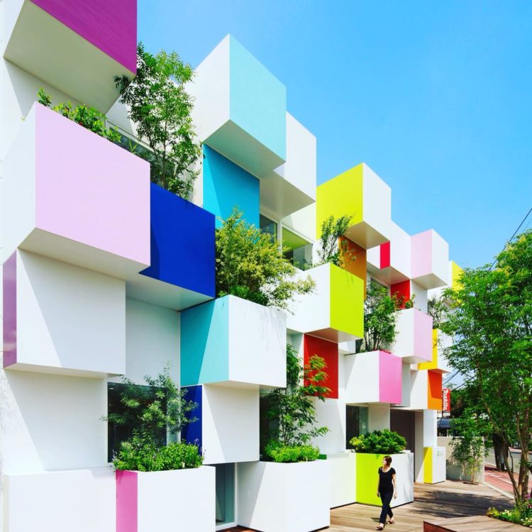 Emmanuelle_Moureaux_02